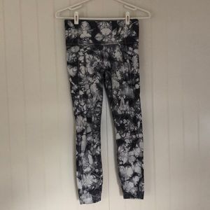 Marble Athleta yoga leggings
